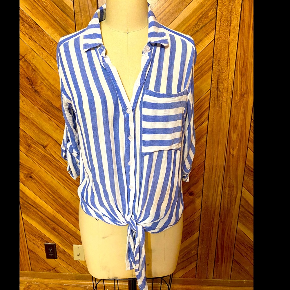 Blue and white striped tie front top